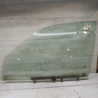 Стекло двери переднее левое Volkswagen Passat B3, Volkswagen Passat B4 Стекло двери переднее левое Volkswagen Passat B3, Volkswagen Passat B4