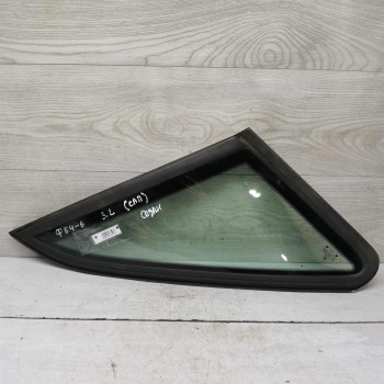 Стекло глухое заднее левое форточка Volkswagen Passat B4 седан