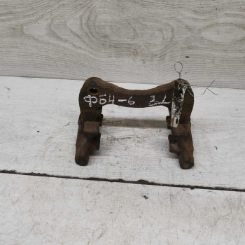 Скоба заднего суппорта Volkswagen Passat B3, Volkswagen Passat B4 