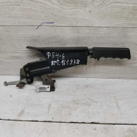 Рычаг стояночного тормоза ручник Volkswagen Passat B4 Рычаг стояночного тормоза ручник Volkswagen Passat B4