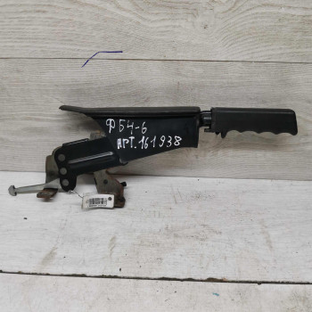 Рычаг стояночного тормоза ручник Volkswagen Passat B4 