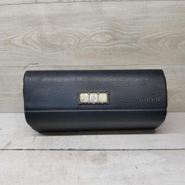 Подушка безопасности в торпеду Volkswagen Passat B4 