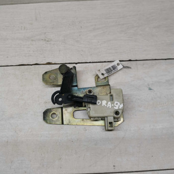 Сервопривод замка багажника универсал Volkswagen Golf 4, Volkswagen Bora