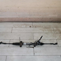 Рулевая рейка Toyota Avensis Verso I тянет масло