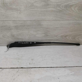 Поводок стеклоочистителя правый Renault Symbol I