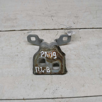 Петля двери передняя левая верхняя Renault logan I, lada largus, Renault dacia 