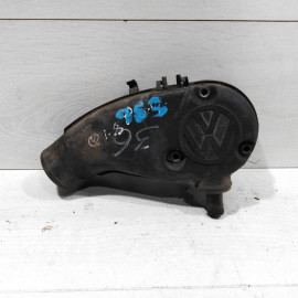 Патрубок воздуховода Volkswagen Passat B3 