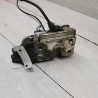 Замок двери передний правый Renault Megane II рестайлинг Замок двери передний правый Renault Megane II рестайлинг