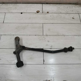 Рычаг передней подвески правый Kia Carnival I рестайлинг