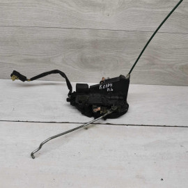 Замок двери передний левый Kia Carnival I рестайлинг