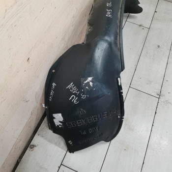 Защита подкрылок передний левый Audi 100 C4, Audi A6 C4 Защита подкрылок передний левый Audi 100 C4, Audi A6 C4