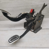 Педальный узел педаль Ford Mondeo 3