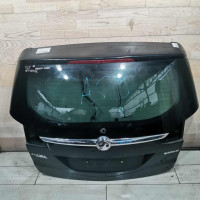 Крышка багажника Opel Zafira C
