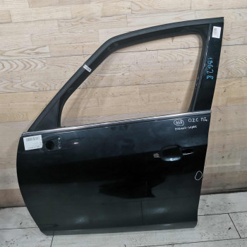 Дверь передняя левая Opel Zafira C