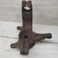 Кулак передний поворотный левый Renault scenic 2, Renault Megane II рестайлинг