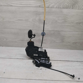 Замок двери передний левый Ford Focus II рестайлинг