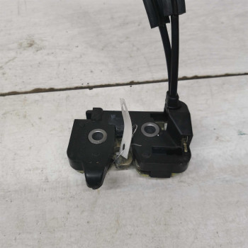 Замок крышки багажника Ford Fusion I