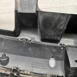 Решётка радиатора Opel zafira b рестайлинг, дефекты  клипс, трещина, на передней части решётки дефектов нет