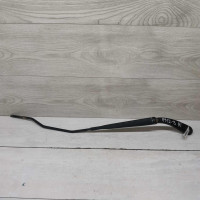 Поводок стеклоочистителя левый Renault Megane II