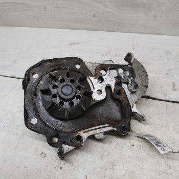 Насос водяной помпа Renault Symbol I