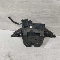 Замок крышки багажника Opel Zafira C