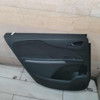 Обшивка двери задняя левая Opel Zafira C