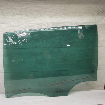 Стекло двери заднее левое Opel Zafira C