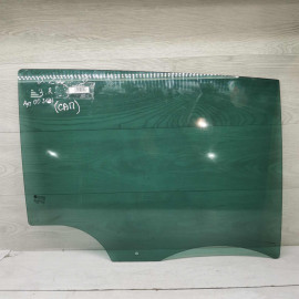 Стекло двери заднее правое Opel Zafira C