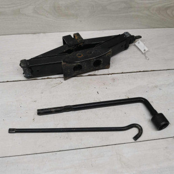 Домкрат Kia Ceed I