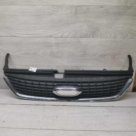 Решётка радиатора Ford Mondeo 4 до рест 