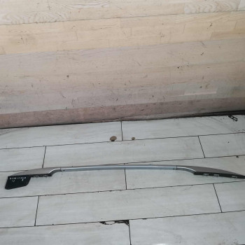 Рейлинг крыши правый Kia Ceed I универсал 