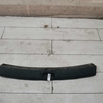 Обшивка багажника накладка Hyundai Elantra HD