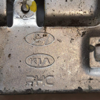 Замок крышки багажника Hyundai Elantra HD Замок крышки багажника Hyundai Elantra HD