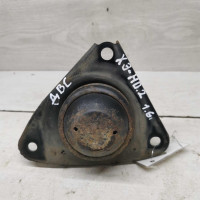 Опора двигателя подушка Hyundai Elantra HD 