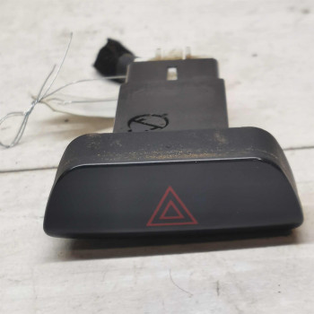 Кнопка аварийной сигнализации Hyundai Elantra HD