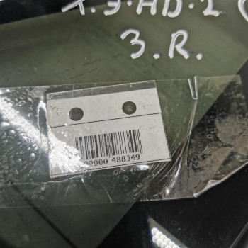 Стекло глухое заднее правое форточка Hyundai Elantra HD