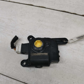 Моторчик заслонки печки сервопривод Hyundai Elantra HD