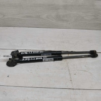 Амортизатор крышки багажника Kia Ceed I упор Амортизатор крышки багажника Kia Ceed I упор