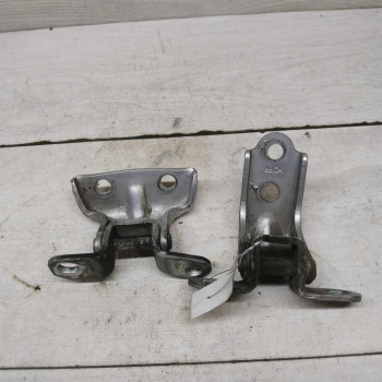 Петля двери задняя левая Kia Ceed I