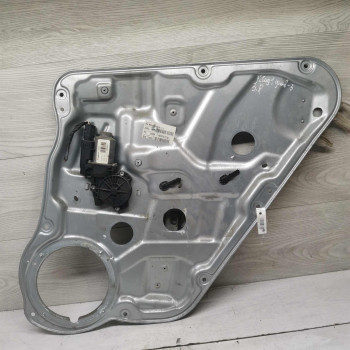 Стеклоподъёмник электрический задний правый Kia Ceed I