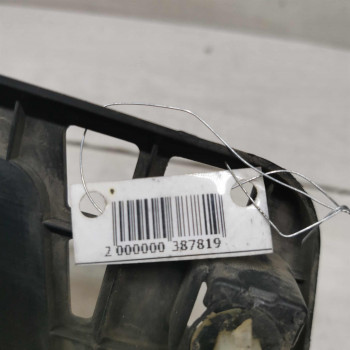 Кронштейн правый крепление заднего бампера Kia Ceed I