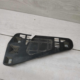 Кронштейн правый крепление заднего бампера Kia Ceed I