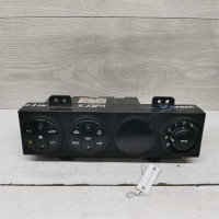 Блок управления печкой и кондиционером Kia Carnival I рестайлинг Блок управления печкой и кондиционером Kia Carnival I рестайлинг