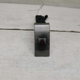 Кнопка аварийной сигнализации Kia Carnival I рестайлинг