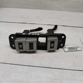 Кнопки Kia Carnival I рестайлинг