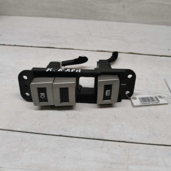 Кнопки Kia Carnival I рестайлинг