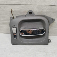 Ручка открывания двери задней правый сдвижной Kia Carnival I рестайлинг Ручка открывания двери задней правый сдвижной Kia Carnival I рестайлинг