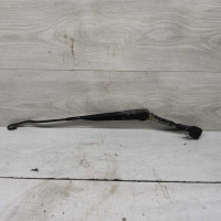 Поводок стеклоочистителя левый Kia Carnival I рестайлинг Поводок стеклоочистителя левый Kia Carnival I рестайлинг