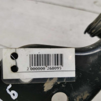 Петля двери задней правой откатной Kia Carnival I рестайлинг Петля двери задней правой откатной Kia Carnival I рестайлинг