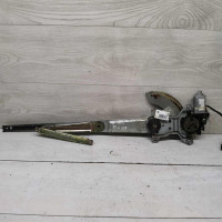 Стеклоподъёмник электрический передний левый Kia Carnival I рестайлинг Стеклоподъёмник электрический передний левый Kia Carnival I рестайлинг